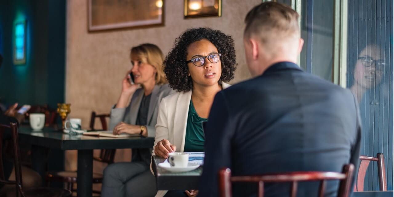angry-businesswoman-in-meeting