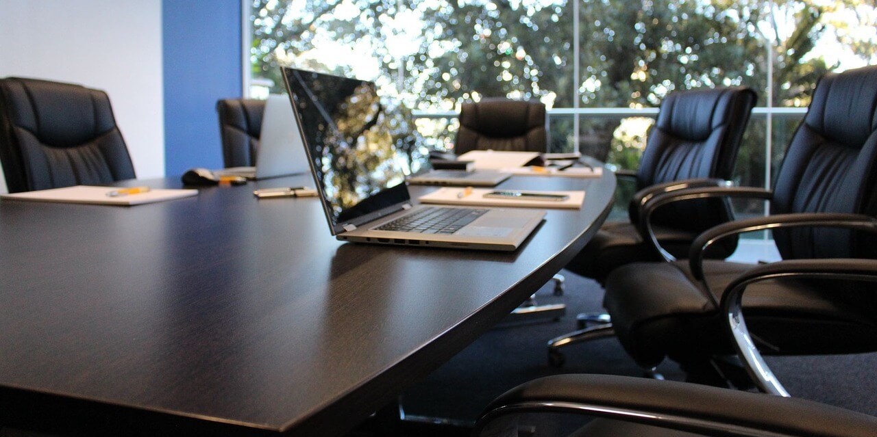 laptop-on-table-ready-for-board-meeting