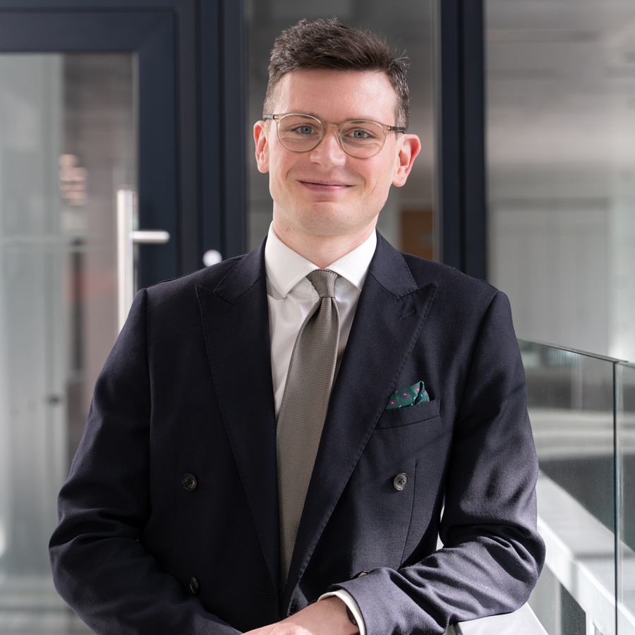 sam garret - commercial litigation